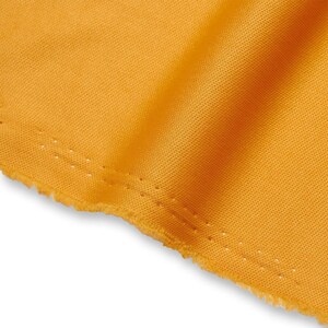 Interlockgebreide voeringstof 3 oz 70 denier lichtgewicht stretch polyester op maat gesneden voor het naaien van kleding, accessoires, decoratie en meer - goud