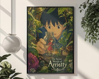 Plakat „Tajemniczy świat Arrietty” | Grafika ścienna Studio Ghibli | Wydruk z filmu anime w stylu vintage | Dekoracja pokoju w stylu cottagecore | Prezent z motywem anime fantasy
