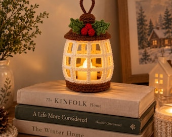 Modèle de lanterne de Noël au crochet | Décoration de fenêtre festive, houx (Téléchargement PDF)