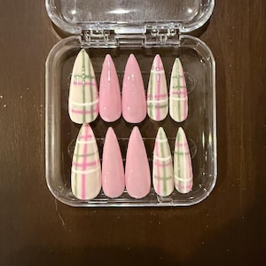 Uñas postizas a cuadros – Kit de diseño rosa, verde y crema