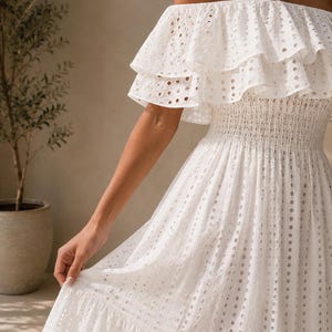 white dress with bow on shoulder Off-Shoulder Short Party Dress with Sweetheart Bodice Black / Large