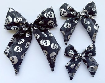 Halloween bow, Skull Metallic bones bow, hand tied bow, girl organza hair clip bow, trick or treat, halloween headband jack skellington