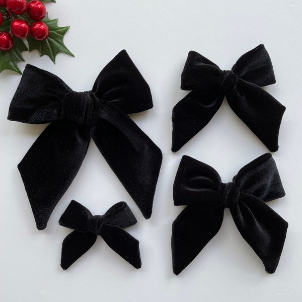 Black Velvet Bow, Halloween bow, Black hair bow clip, Black Velvet large bow, Velvet headband, Velvet hair bow, Baby Headband