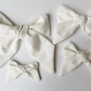White Solid Hair Bow, White Cotton Bow, School Uniform White Bow, Large Neutral Bow, Solid Pigtail Bows, Scrunchie, Back to School, White