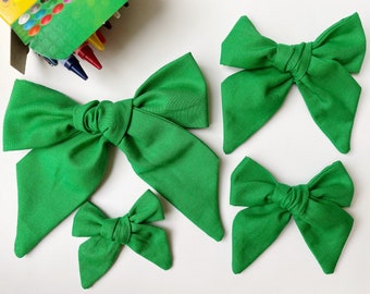 Green Solid Hair Bow, Green Cotton Bow, School Uniform Green Bow, Large Green Bow, Solid Pigtail Bows, Scrunchie, Back to School, Green