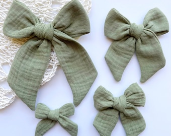 Lazo de muselina de gasa verde, lazo para el cabello de salvia de Pascua, lazo verde militar, lazo de algodón verde grande, lazo de muselina de Pascua, lazo con clip para diadema verde caqui