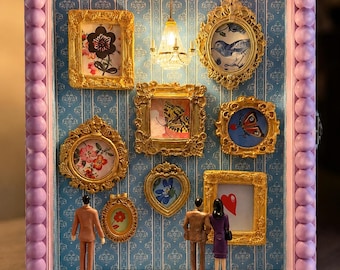 Personalisierte Museum Shadowbox Memory Display mit Licht (8 Fotos) (im Rahmen auf Lager)