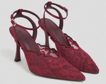 Chaussures plates pour mariage à bout pointu en dentelle bordeaux | Chaussures de mariée avec bride à la cheville