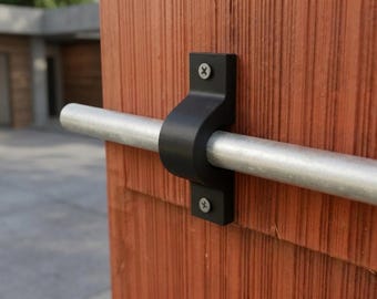 Halvtums rörklämmfäste Kraftigt monteringsstöd för PVC- och metallrör Vattentät hårdvara för utomhusbruk