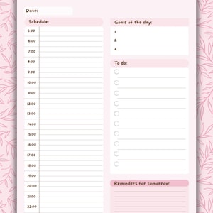 Op de afbeelding: Een roze dagplanner met een bloemenachtergrond. De planner bevat secties voor planning van 5:00 tot 23:00 uur, doelen, takenlijsten en herinneringen. De tekst "DAILY PLANNER" staat bovenaan.