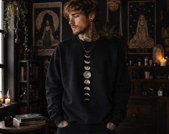 Unisex-Sweatshirt mit Mondphasenmotiv | Himmlischer Rundhalsausschnitt | Pullover im Hexen-Look