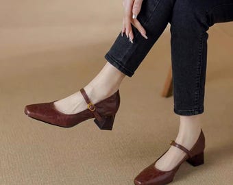 Zapatos de tacón Mary Jane de piel, zapatos de tacón de bloque de piel de cordero suave, zapatos de salón de mujer con punta cuadrada, altura de tacón personalizable, zapatos de vestir de trabajo en negro y marrón.