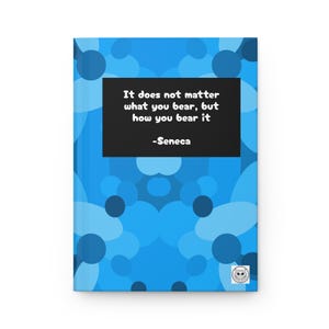Diario con cita de Séneca y patrón abstracto azul