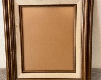 Vintage Wood Picture Frame Linen Mat Mid Century Traditional Wall Decor