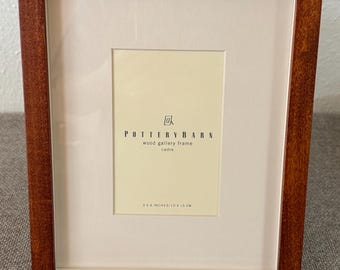 Pottery Barn Mahogany Wood Gallery Frame 4x6 Classic Tabletop Picture Frame