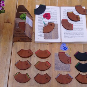 Personalized leather bookmark, Leather bookmarks, Custom engraved bookmark, Bookmark, Corner bookmark, Gift ideas