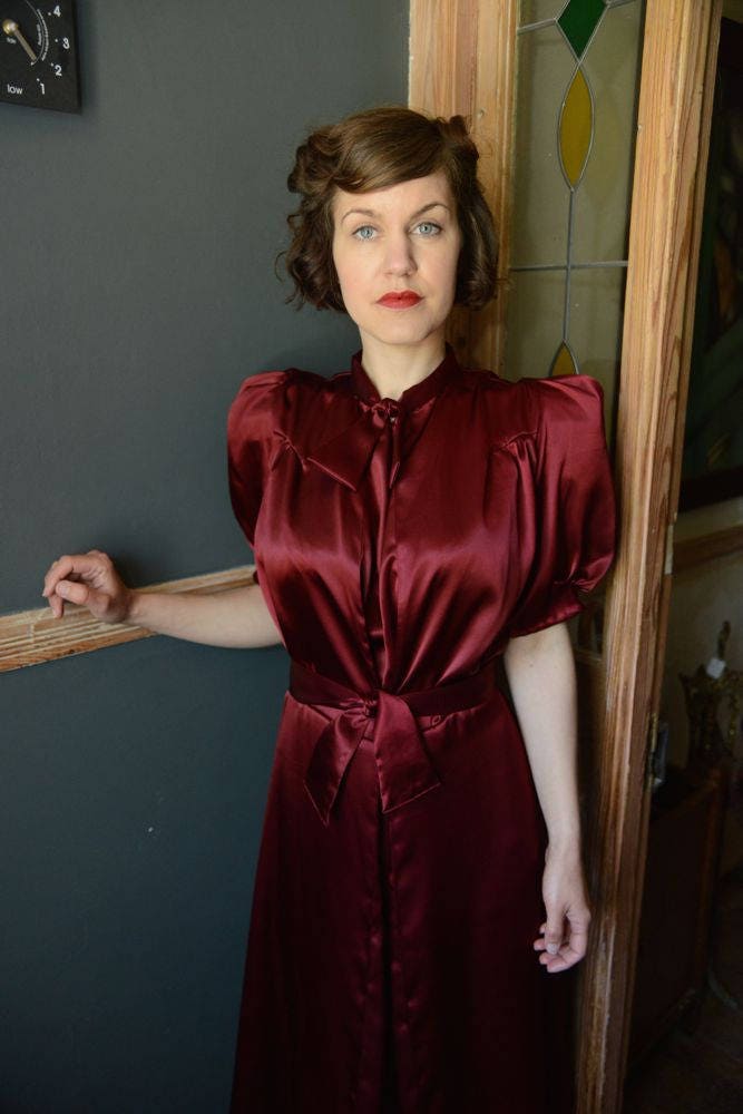Dorothy Early 1940s Style Afternoon Dress in Vintage Burgundy Rayon - Etsy