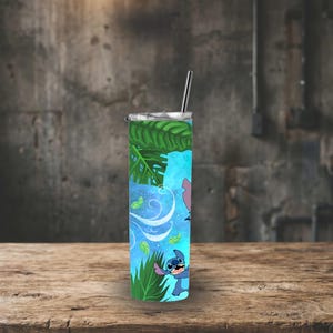 Lucky Mom Stitch Tumbler - 20oz Insulated Tumbler with Straw, Reusable Drinkware, Blue and Green Design, Perfect for Travel and Daily Use bild 2