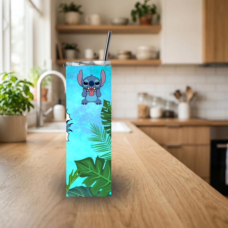 Lucky Mom Stitch Tumbler - 20oz Insulated Tumbler with Straw, Reusable Drinkware, Blue and Green Design, Perfect for Travel and Daily Use bild 5