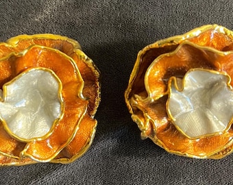 Amy Lacombe Flower Clip-On Earrings – 24K Gold Trim, Pearl Center, 1980s Wearable Art