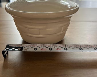Longaberger small casserole dish & lid