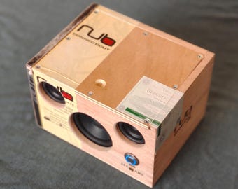 Altavoz Bluetooth con forma de caja de puros