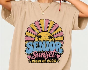 Camiseta gráfica retro "Senior Sunset" para la graduación de la clase de 2026, regalo para graduados, camiseta gráfica retro para graduados.