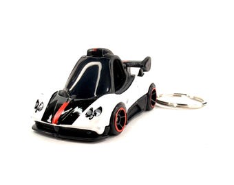 Pagani Zonda Cinque Hot Wheels Keychain