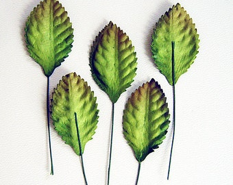 50 pcs - Green mulberry paper leaves - 2 x 3.5 cm