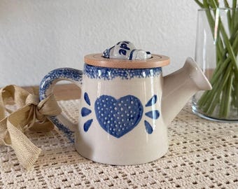 Regadera de cerámica vidriada Lomco Blue Heart