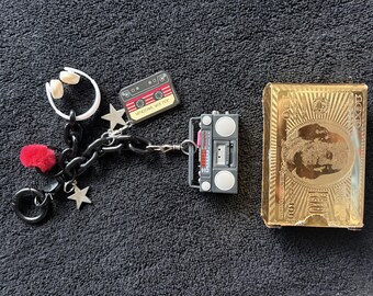 Retro boombox-cassettesleutelhanger, gouden tasaccessoire met geldclip