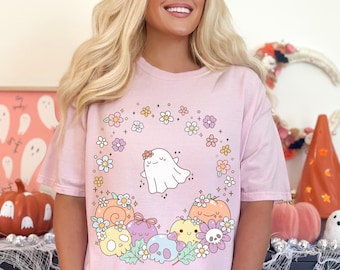 Koszula Comfort Colors® Pastel Pumpkin Patch & Flowers, Dziewczęcy Halloween, Pastelowy Halloween, Kawaii Halloween, Strasznie słodki, Różowy Pastel Goth