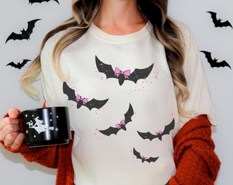 Koszulka Comfort Colors® z kokardkami i nietoperzami, dziewczęca koszulka na Halloween, słodka i przerażająca koszulka, pastelowe Halloween, kawaii Halloween, różowe Halloween, darmowa wysyłka