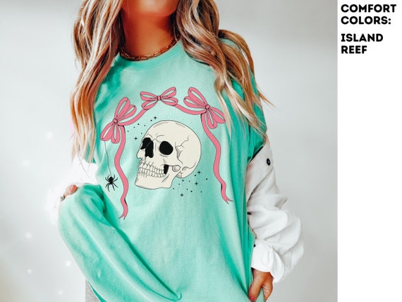 Comfort Colors® Skull & Bows Shirt, Girly Halloween Tee, Creepy Cute, Kawaii Halloween, Pastel Goth, Pink Pastel Halloween, Coquette Shirt