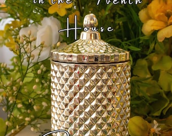 Feminine Luxury Floral Soy Wax Candle | Spring Home Candle (Handmade)