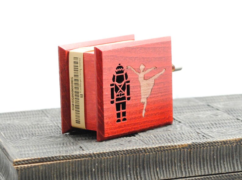 Nutcracker Щелкунчик Christmas gift for ballerina christmas ballet red hand-powered music box image 3