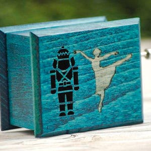 Gift for ballerina Nutcracker Щелкунчик christmas ballet hand-powered music box turquoise image 6