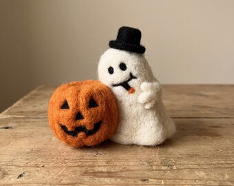 Halloween Ghost Needle Felting Kit for Beginners | Wool Roving+Step Guide, DIY Craft, Mindful Hobby, Gift for Teens, Spooky Gift
