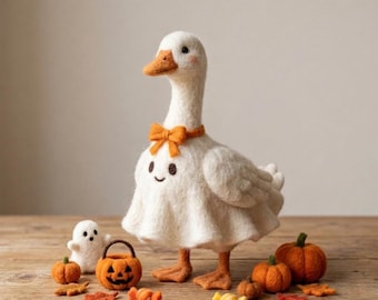 Ghost Goose Needle Felting Kit| Wool Roving+Tools, DIY Halloween Craft, Stress Relief Hobby, Gift for Crafters, Holiday Present
