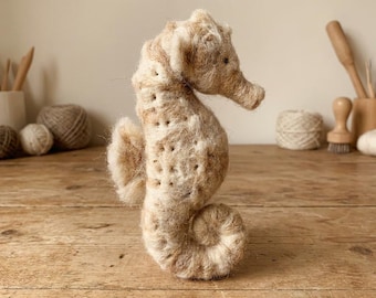 Sea Horse Needle Felting Kit for Beginners | Wool Supplies+Step Guide, DIY Craft, Stress Relief Hobby, Gift for Crafters, Birthday Present