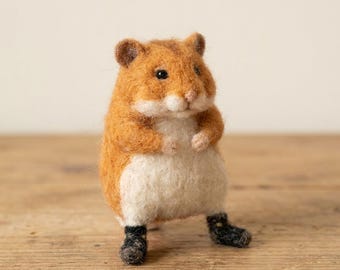 Hamster Needle Felting Kit for Beginners | Wool Roving+Step Guide, DIY Craft, Stress Relief Hobby, Gift for Crafters, Birthday Gift