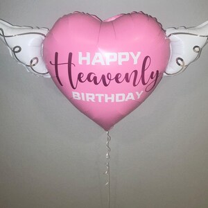 Ensemble de ballons commémoratifs Happy Heavenly Birthday – Ballons roses de 17 et 20 pouces sur un bâton avec des ailes d'ange image 5