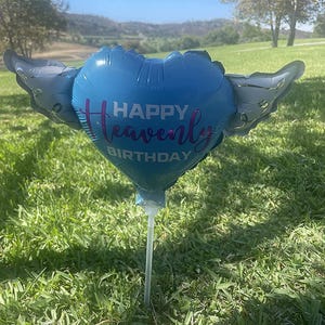 Happy Heavenly Birthday Memorial Balloons on a Stick – 8" Variety 4-Pack Blue & Pink Angel Wings Bild 5