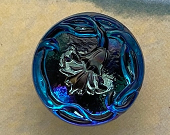 Flowering Vine Glass Button - Made in Czech Republic 10mm