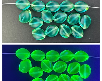 Uranium UV Glow Glass Beads!!! 12mm Oval Twist - Made in Germany