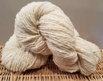 Fils de laine Nebraska Columbia : blanc crème peignée
