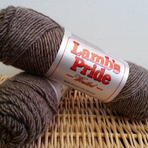 Lamb&#39;s Pride Wool Mohair Worsted Yarn - 02 Brown Heather