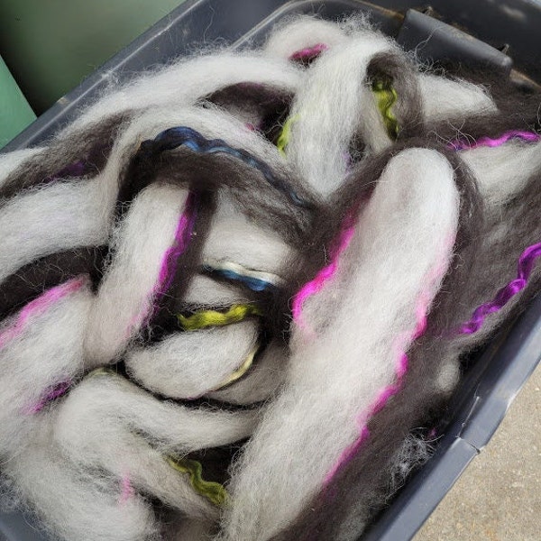Icelandic Lamb Wool and Neon Silk Sliver, Wool Silk Roving, Wool Sliver, Handspinning Fiber