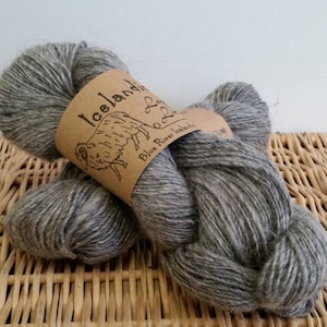 Icelandic Lopi Wool Yarn: Natural Grey Sport Weight