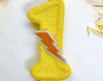 Vela de cumpleaños con forma de rayo, decoración para fiestas infantiles, adorno brillante para pastel con el número uno, vela de recuerdo de mago para niños, artículos para fiestas temáticas del clima para niñas